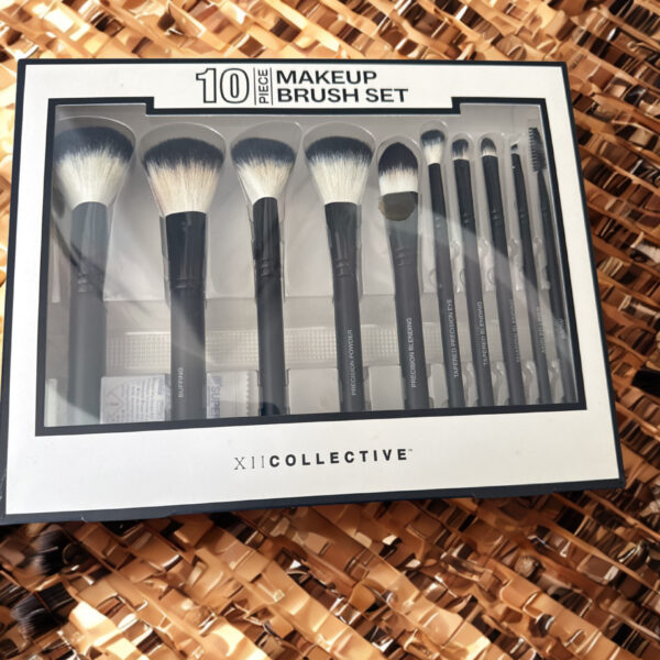 10 MAKEUP BURSH SET