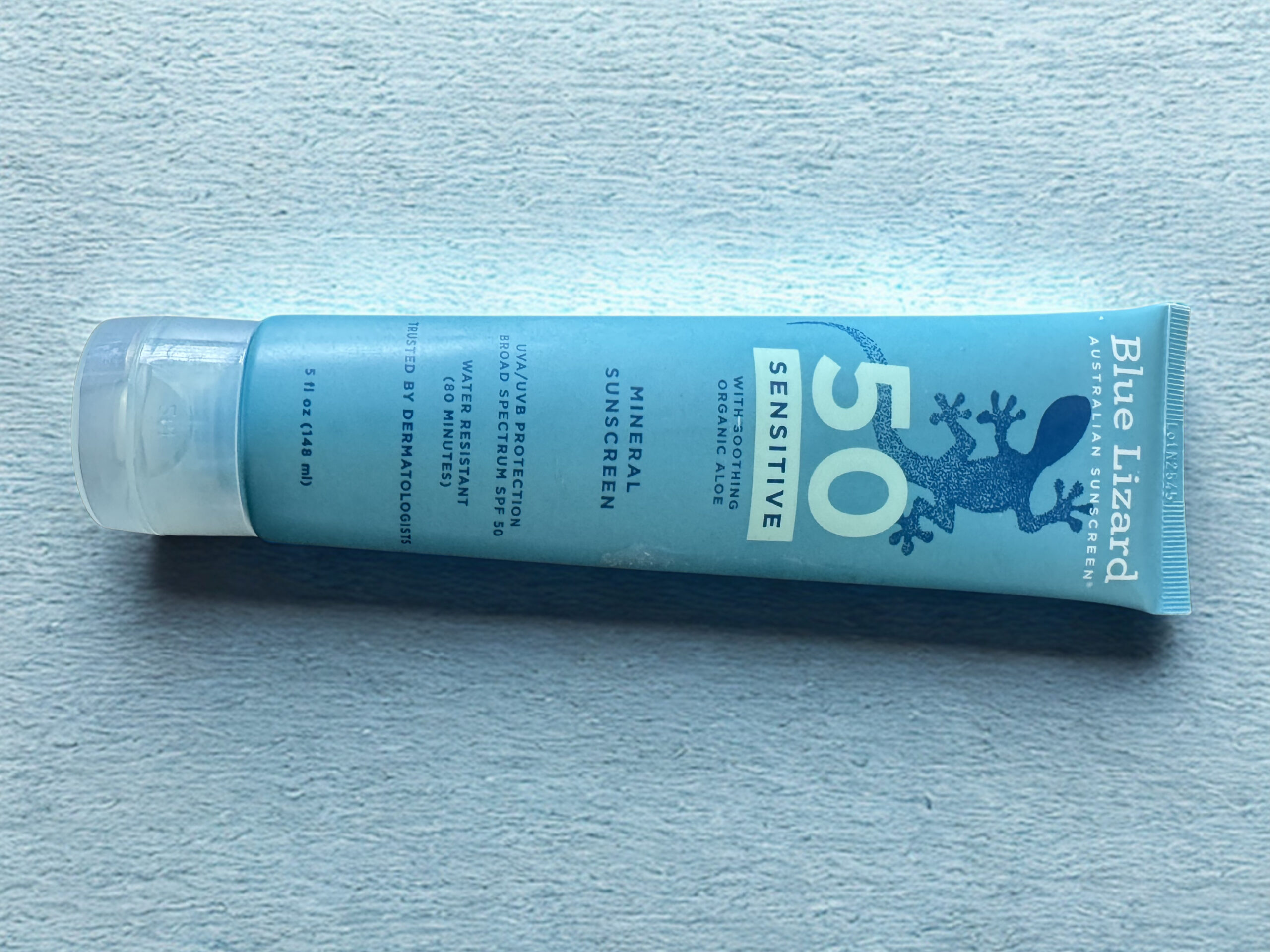 IMG_8581 lue Lizard Sensitive Mineral SPF 50 Sunscreen Lotion, 100% Mineral Sunscreen, UVA/UVB Protection, Infused with organic Aloe Vera, Soothes and Hydrates, 5 fl oz - Image 1